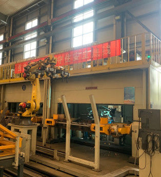 Construction Tour plate, grue fixe, fondation de type industriel