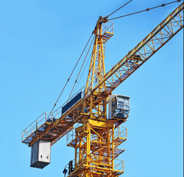 Crane à tour sans toit de type fondation fixe de 10 tonnes PT6515-10