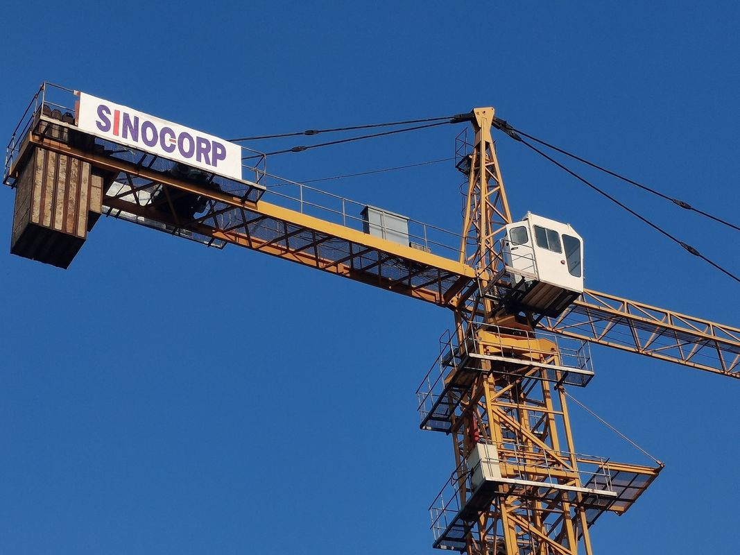 Construction de type stationnaire sur châssis Hatkit grue à tour avec certificat CE